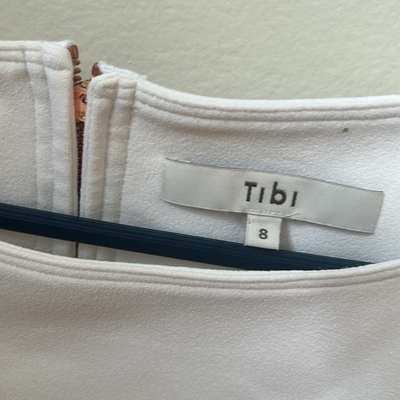 🤍Tibi Ruffle Blouse - Picture 9 of 10